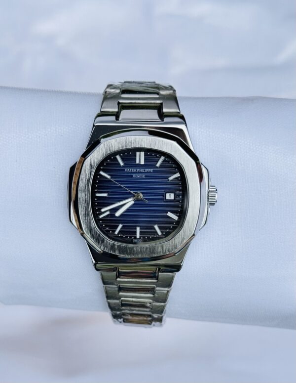 Patek Philippe Nautilus Automatic